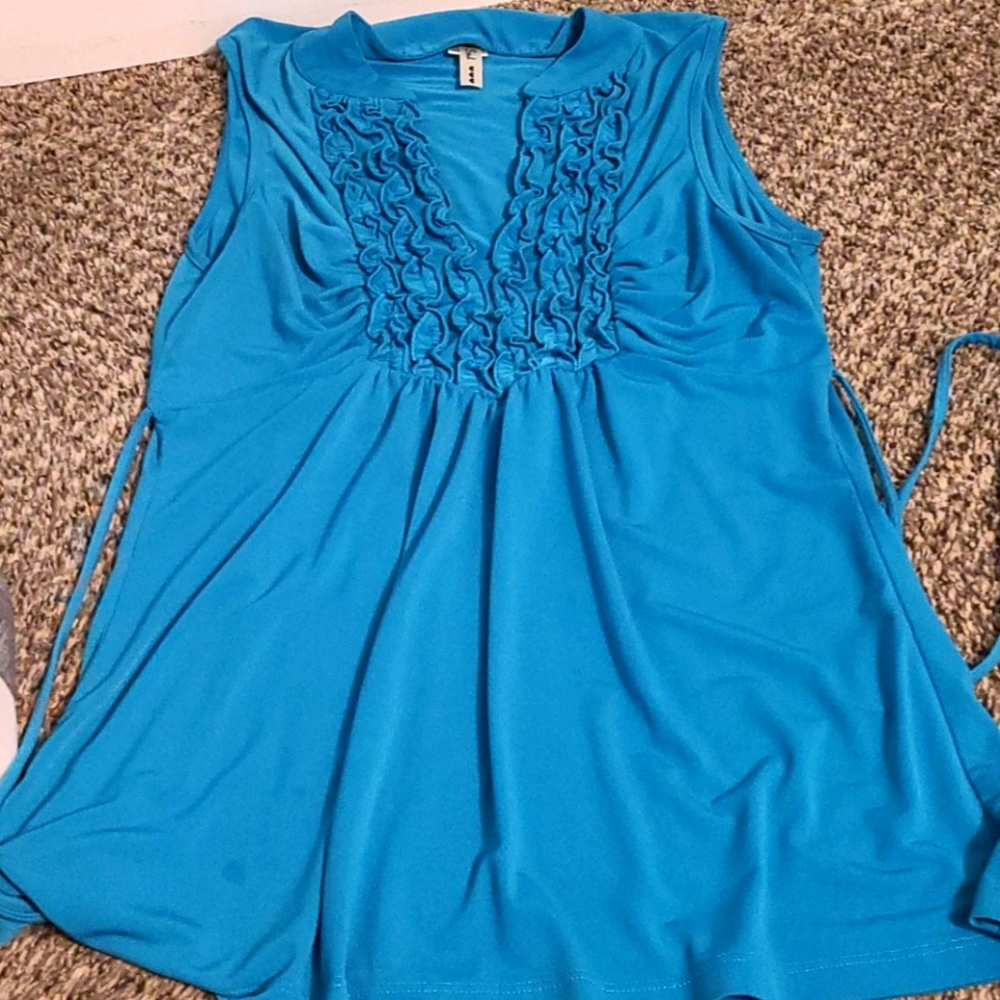 Blue dress shirt